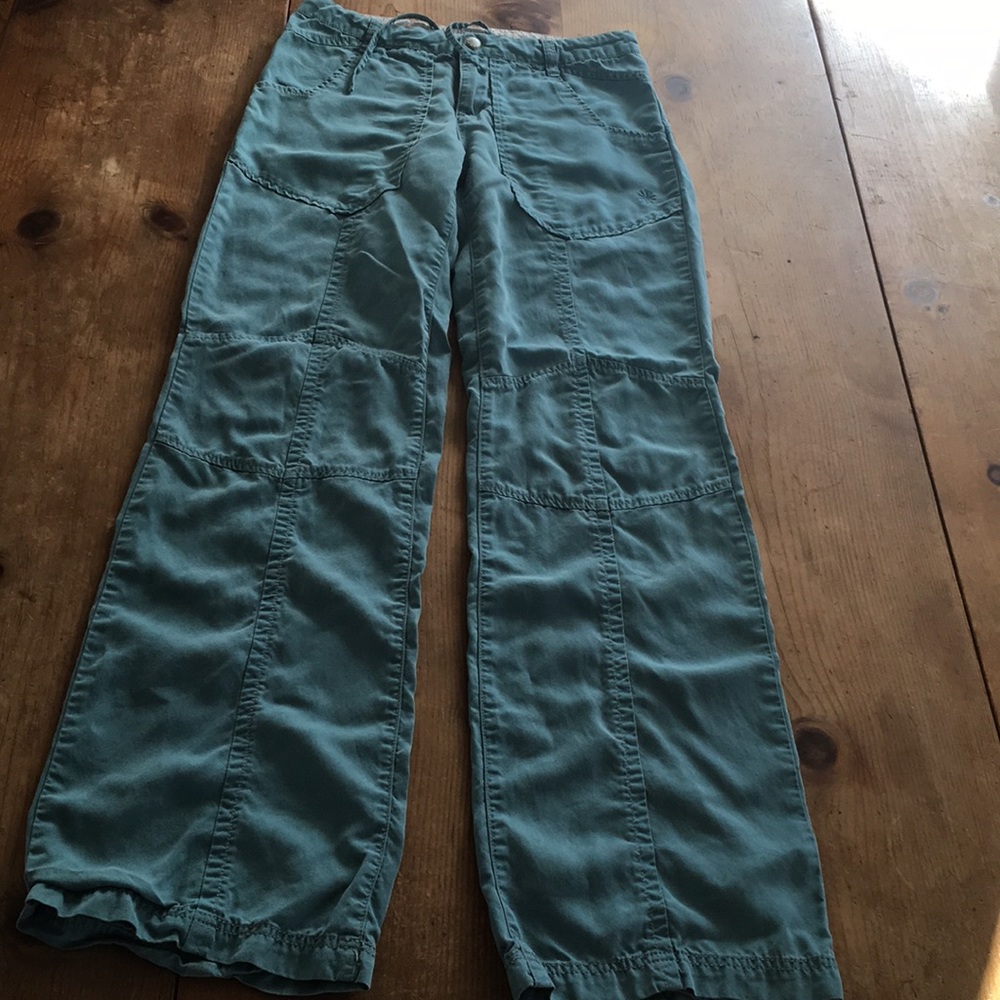 Athleta size 4T pants